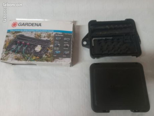 Boîte de protection hivernage GARDENA 4056 pour tondeuse robot 