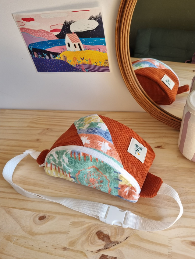 Banane velours côtelés terracotta et tissu fleuris