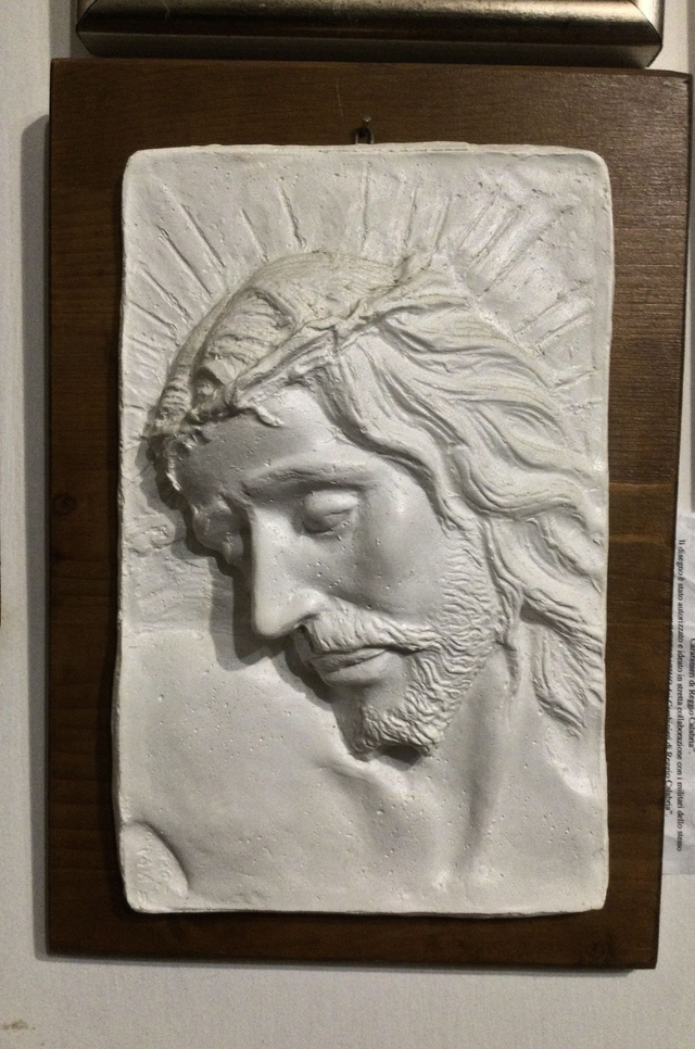 Volto del Cristo su base di legno 30x21