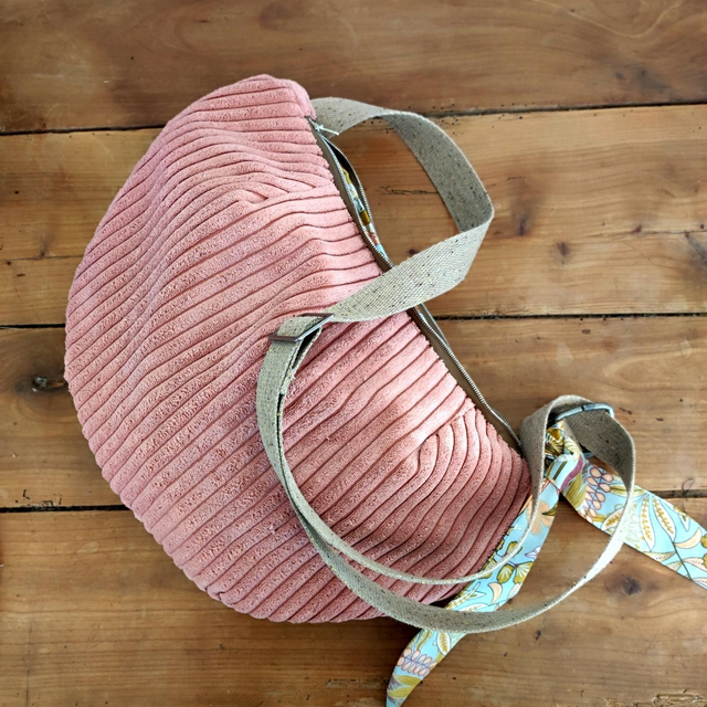 Sac LUNA dim3 banane -  demi lune 