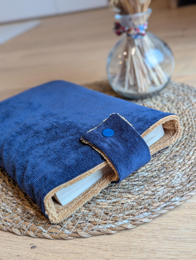 Pochette pour iPad, tablette, livre taille L 