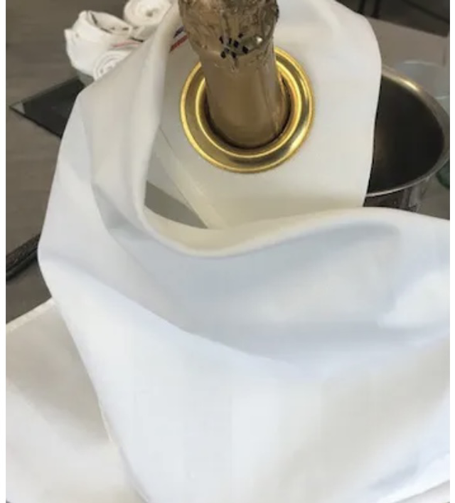 Liteau blanc, anneau laiton doré 