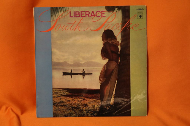 Vinyl LP Liberace "South Pacific"