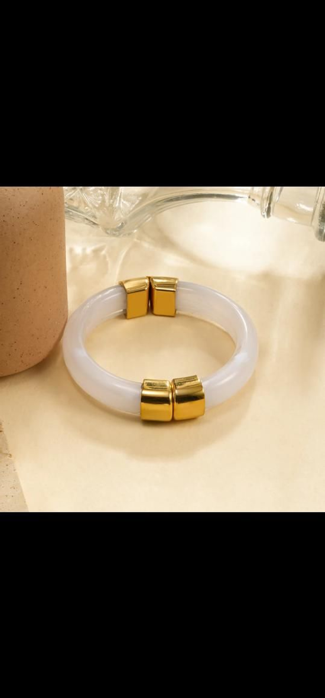 Bracelet Manchette Résine Blanche Aimanté Acier Inoxydable