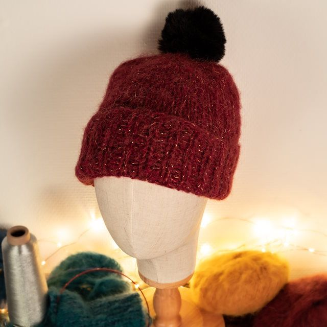 Bonnet tricoté main France laine mérinos alpaga rouge