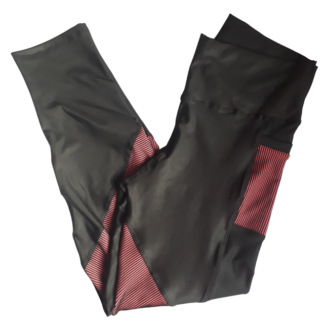 Calça Legging Detalhe 3D Com Bolsos | AP Moda Fitness