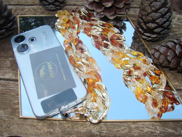 Bijou de téléphone gros maillons en  acrylique Chand ka Tara