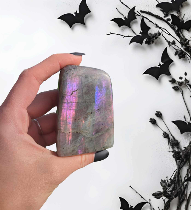 Labradorite violette