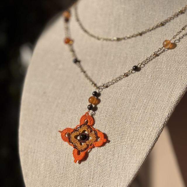 Pendentif & Bronzite et Cornaline 