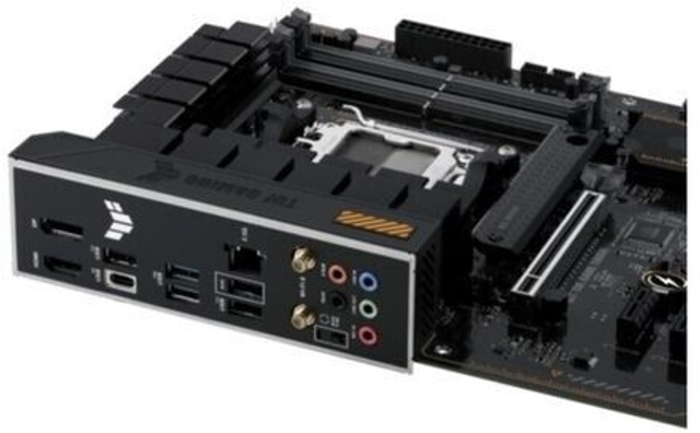 02.1.0011 – Scheda Madre ASUS TUF GAMING A620-PRO WiFi AM5 – Entry Level per Ryzen 7000