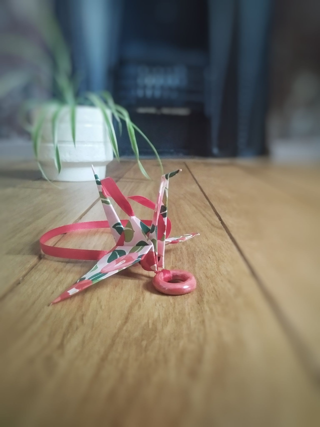 Suspension Origami – Grue de la Paix