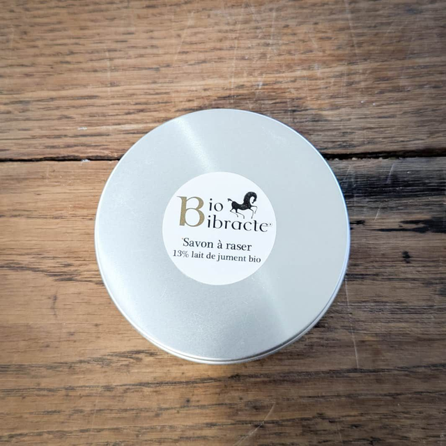 Savon a raser + boite