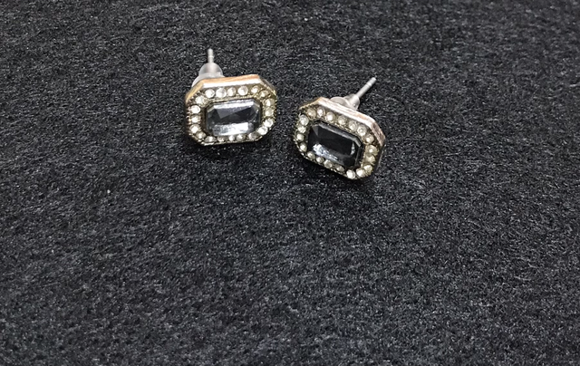 Clear Stud Vintage Earrings - STU06