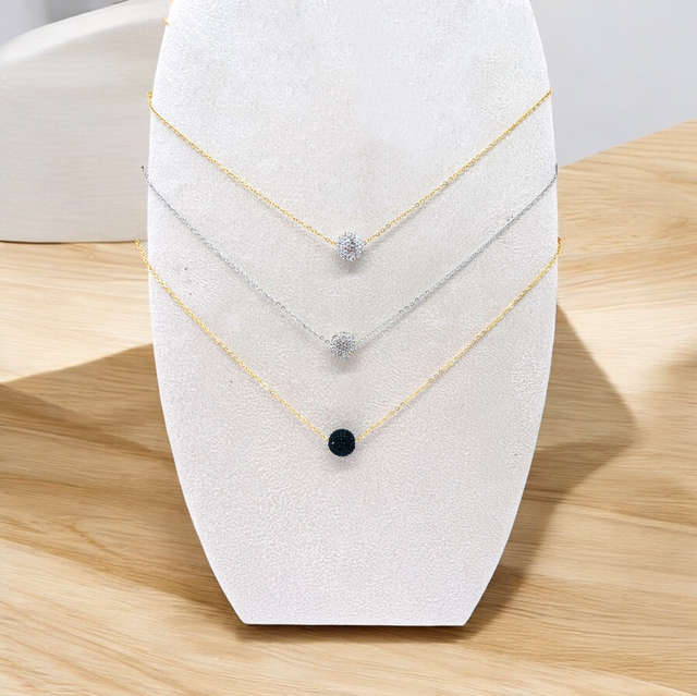 Collier boule strass 