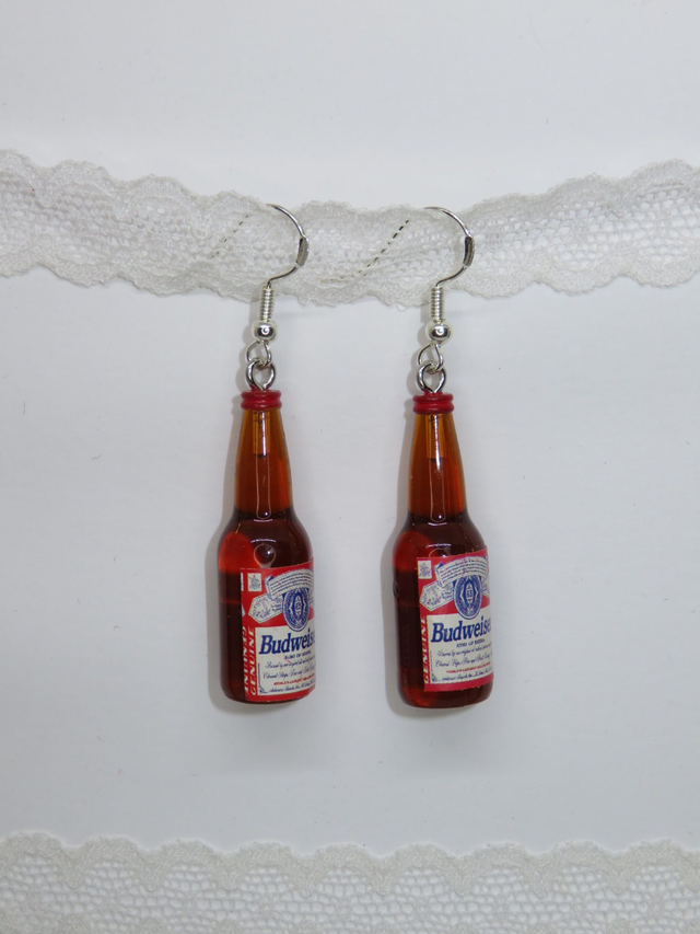 Boucle d'oreille bouteille Budweiser