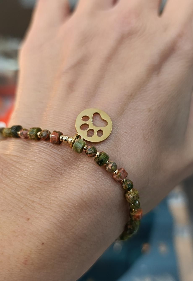 Pulseras piedras naturales y charms acero 