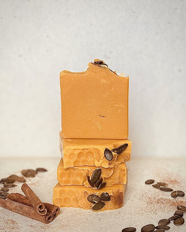 Pumpkin Spice Soap - Cannelle, gingembre, orange.