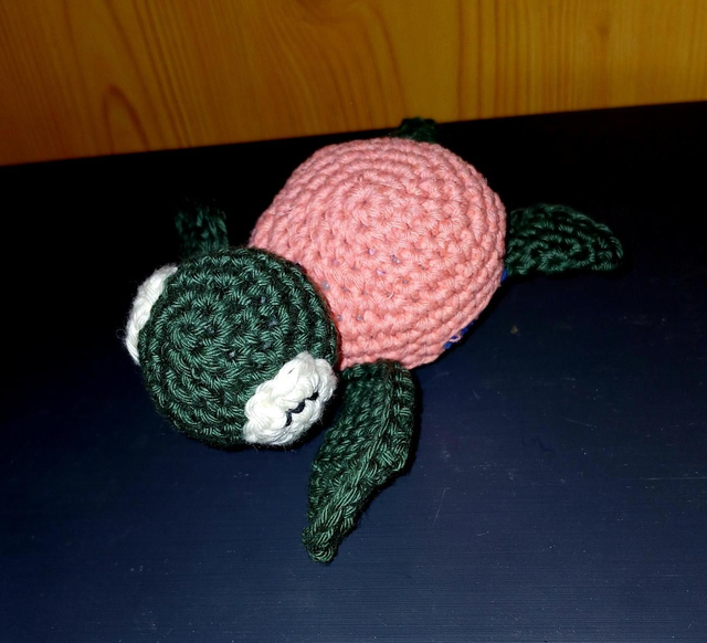 Jolie tortue fait main 8€