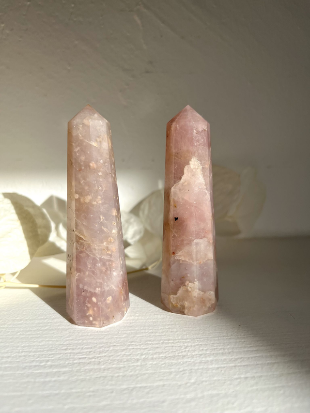  Open Heart - Dein Rosenquarz Tower