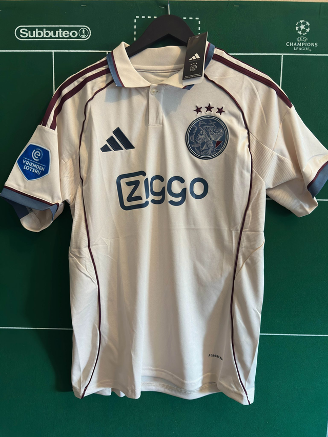 Ajax 25/26 Third kit