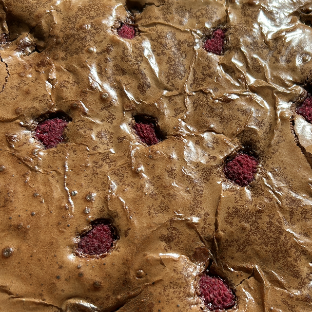 Raspberry & roasted hazelnut brownie
