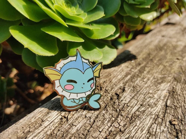 Vaporeon Hard Enamel Pin | Pokemon