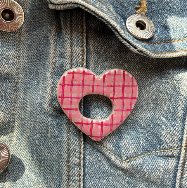 Heart Shaped Glass Holder Pin Badge