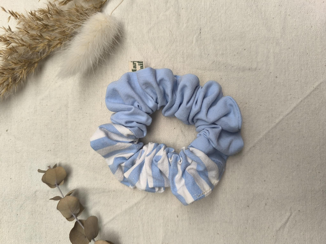 Chouchou upcyclé rayé bleu