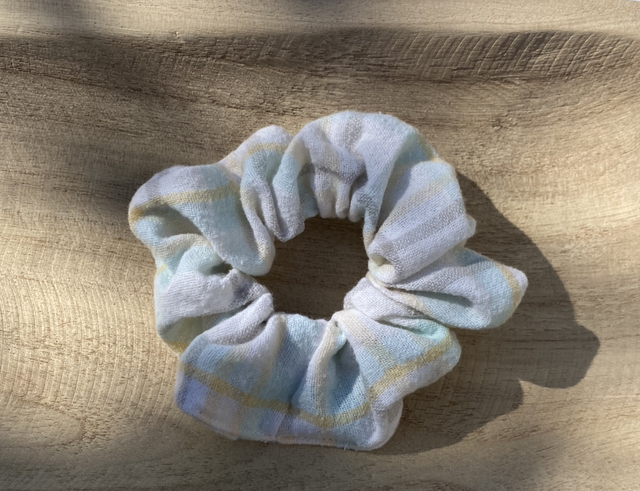 Chouchou à carreaux 