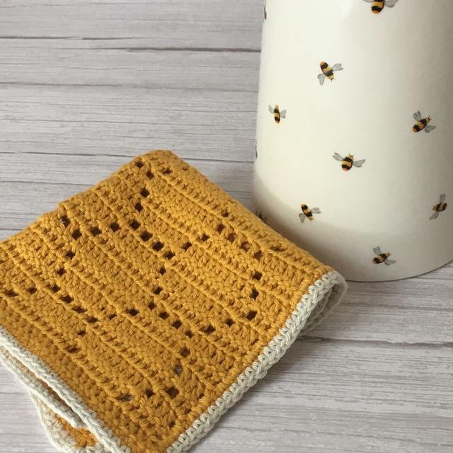Luxury 100% cotton hexagon wash cloth