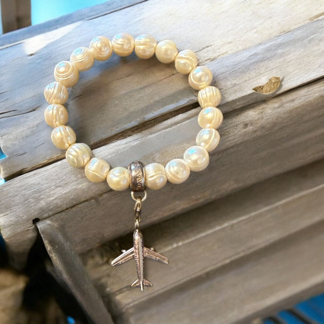 Thomas Sabo Fresh Water Pearl Bracelet with Sterling Silver Plane Charm