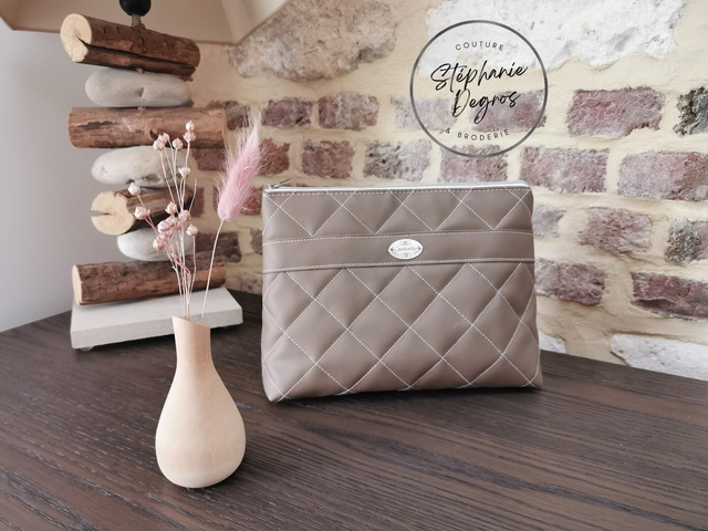 Trousse matelassée - plusieurs coloris