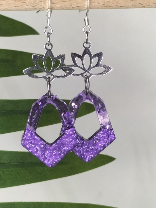 Boucles violettes