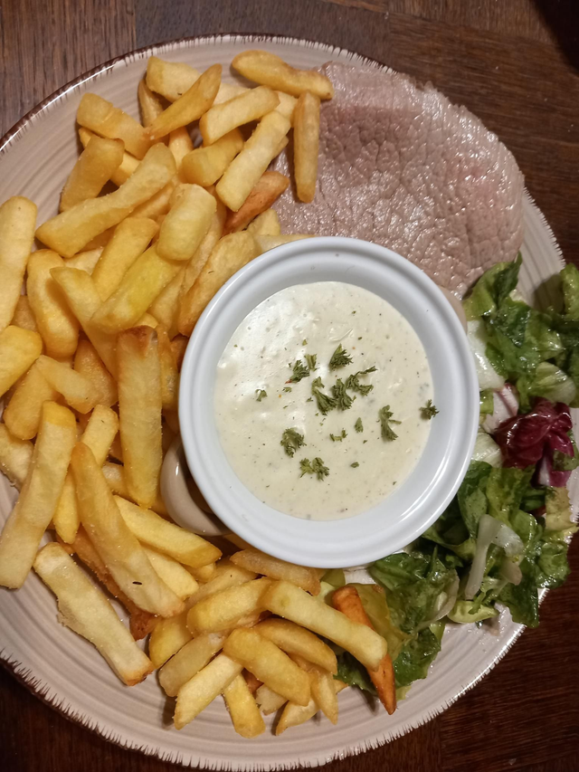 Assiette  Sauce Bleu D'Auvergne 