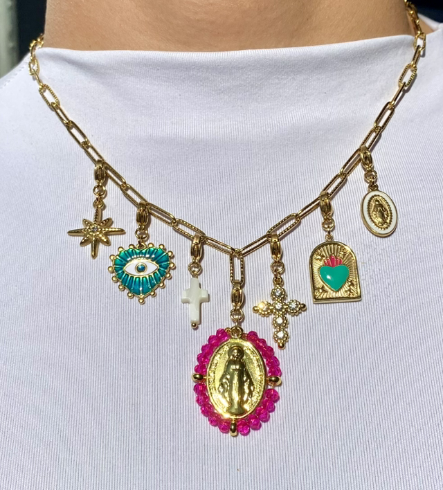 Collier charms Maria fuschia