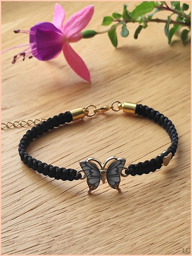 Tiffaine - Papillon gris