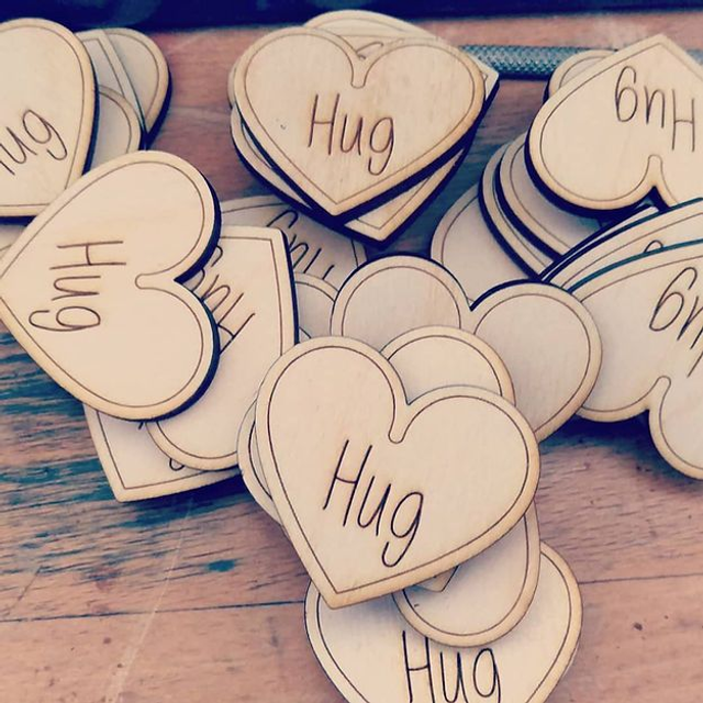 Heart pocket hugs (x10)