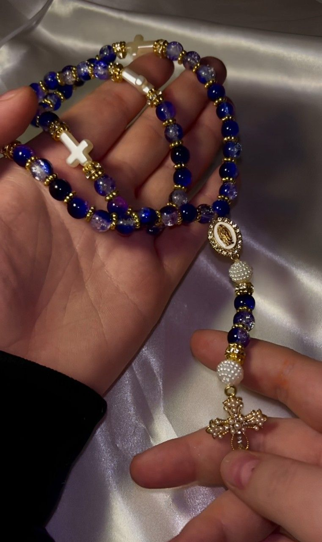 Chapelet É L I O R A