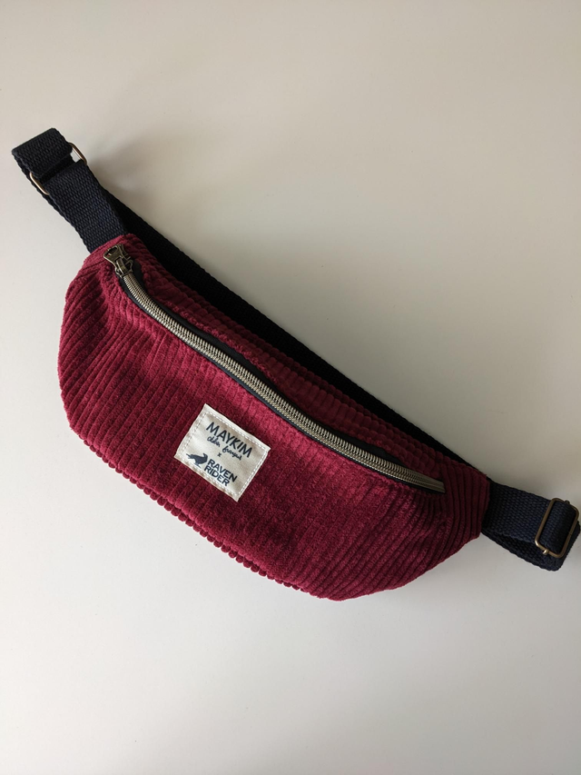 Sac banane velours bordeaux (sangle noire)