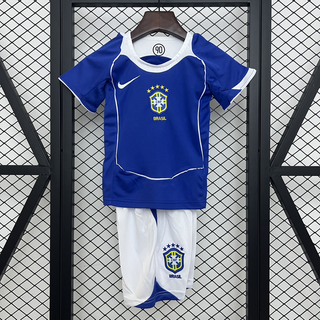 Conjunto camiseta RETRO + pantalón NIÑOS 2ª Brasil- 2004
