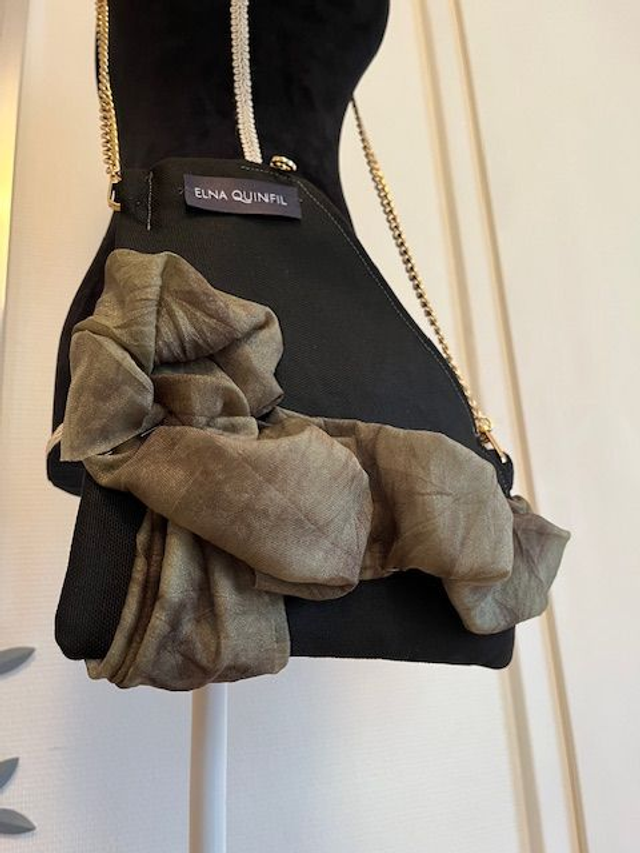 Sac à main &quot;Elna QUINFIL&quot; plat semi-rigide modèle trapèze