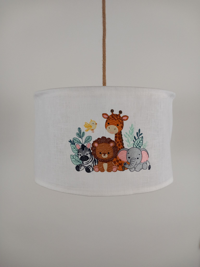 Abat-jour lin chambre enfant brodé - trois broderies Animaux de la savane - suspension diamètre 35 cm