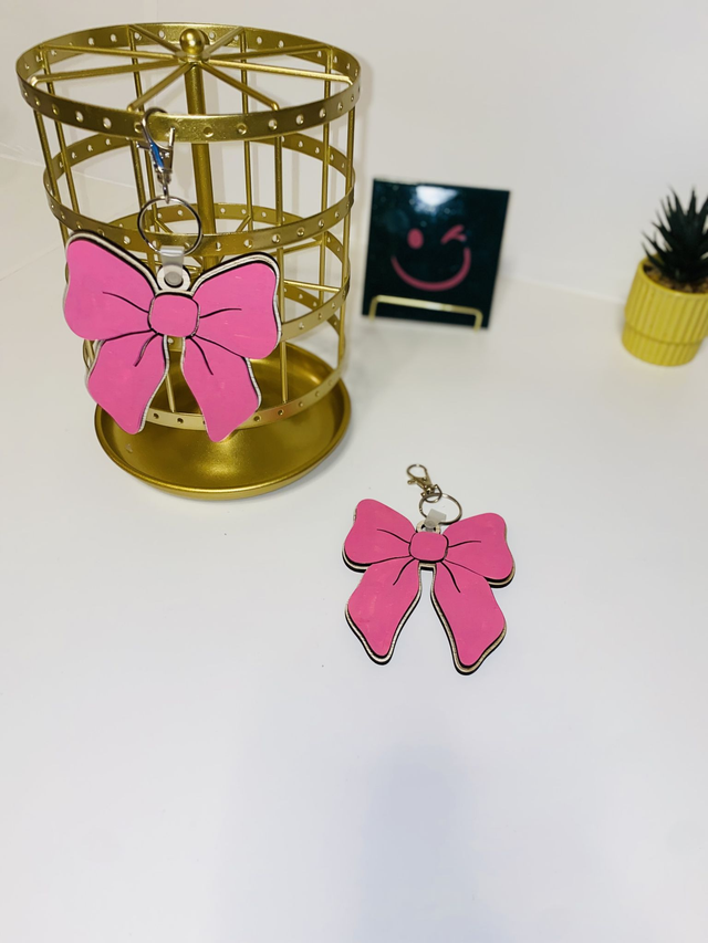 🎀 Handgemaakte Roze Strik Sleutelhanger | Hout Gelaserd & Handgeverfd | Uniek Cadeau