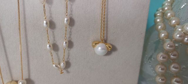 Colar Pérola Cachorro - Ouro