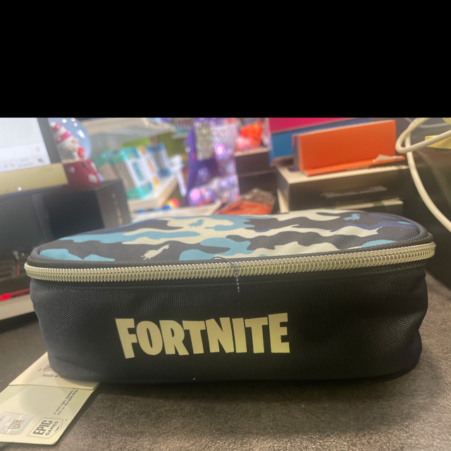 Astuccio ovale fortnite 