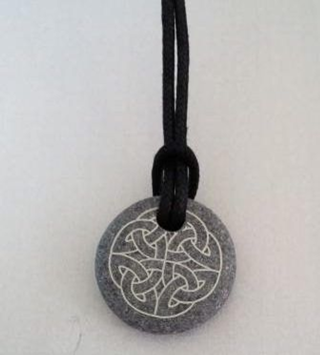 Pebble Pendant - Interlaced circle