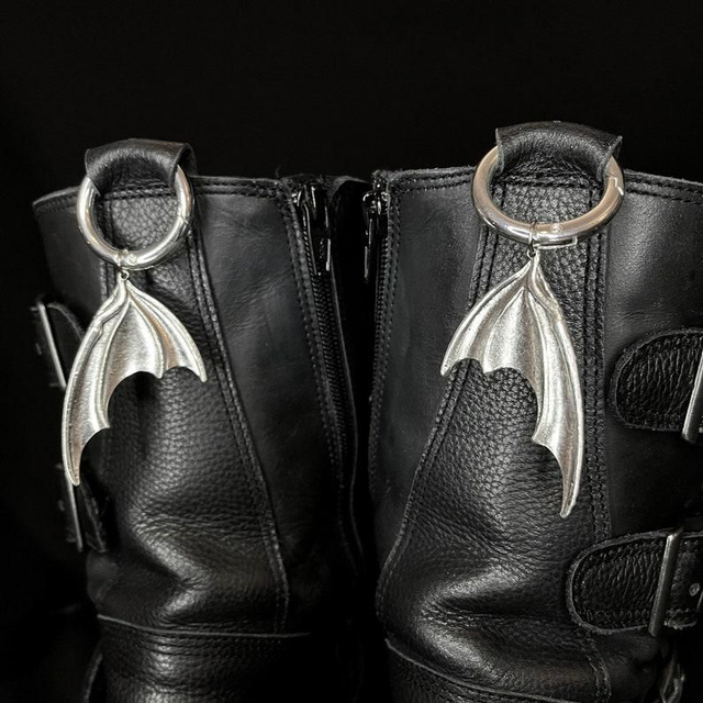 Bat wing Boot Clip