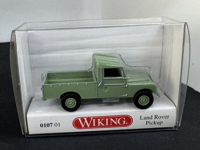 Land Rover Pickup grün Wiking 1:87
