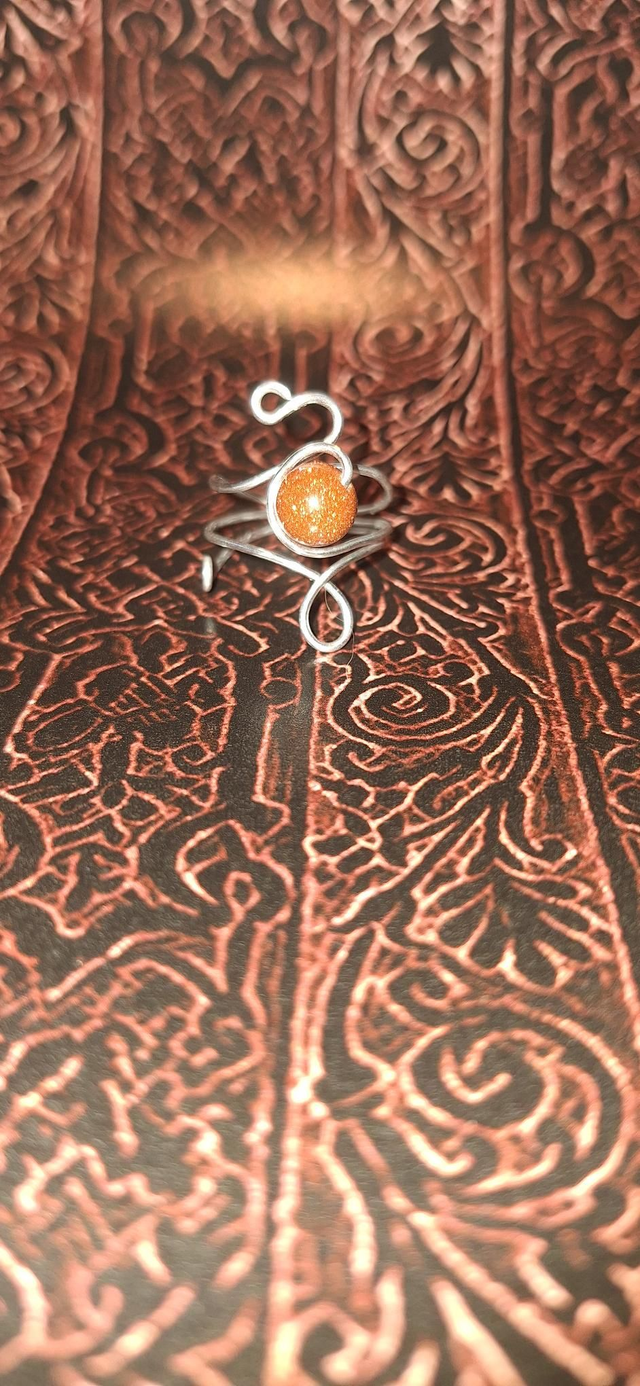 Hermes' blessing ring in silver with goldstone, size 56