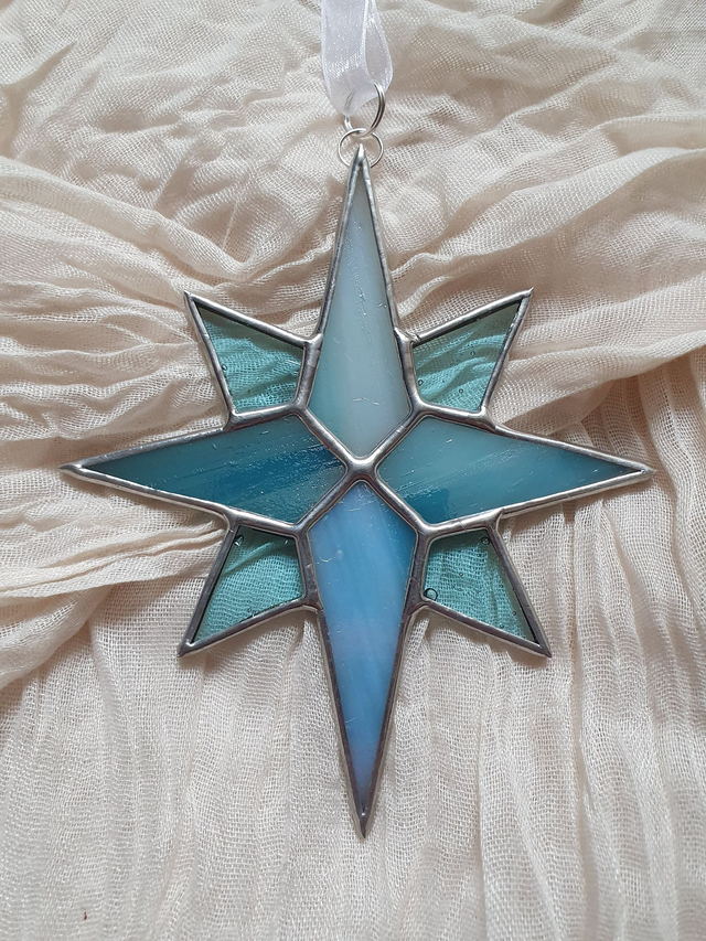 o Etoile Bleue Irisée